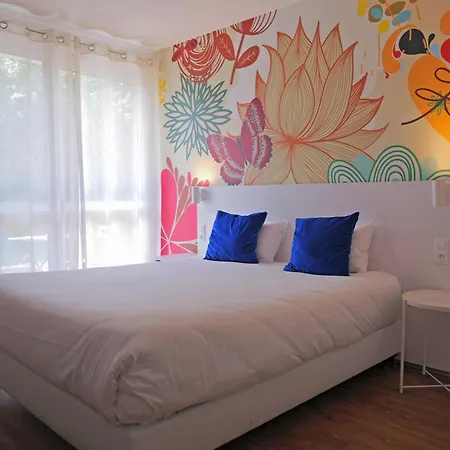 Hotell Bordeaux Arena 3*