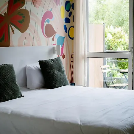 Hotel Bordeaux Arena 3*