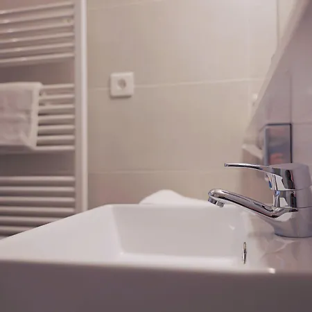 Hotel Brit Bordeaux Arena Latresne
