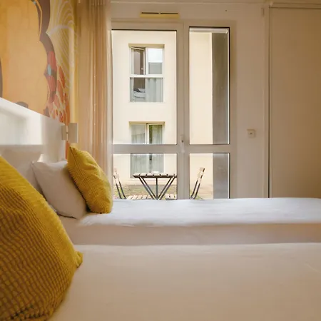 Hotel Bordeaux Arena 3*